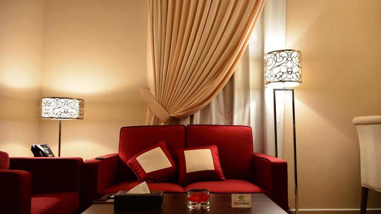 Home Inn Hotel Suites Khobar Bagian luar foto