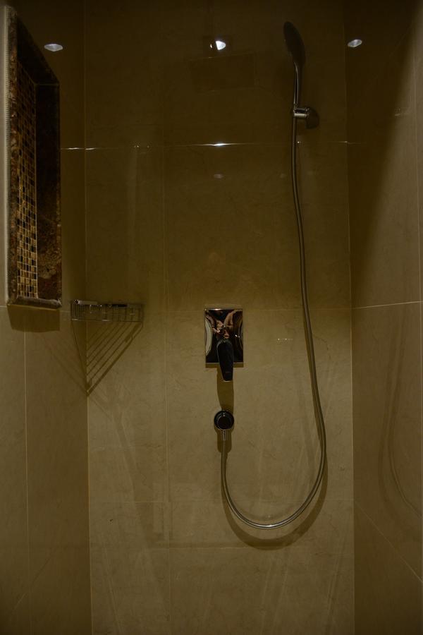 Home Inn Hotel Suites Khobar Bagian luar foto